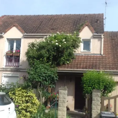 D'hotes Du Port Aux Cerises 3*